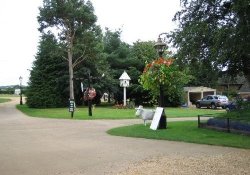 Picture of Bo Peep Farm Caravan Park, Oxfordshire Picture of Bo Peep Farm Caravan Park, Oxfordshire