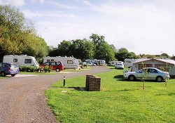 Picture of Sumners Ponds Campsite & Fishery, West Sussex Picture of Sumners Ponds Campsite & Fishery, West Sussex