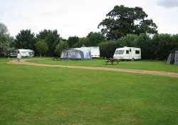 Picture of Bo Peep Farm Caravan Park, Oxfordshire Picture of Bo Peep Farm Caravan Park, Oxfordshire