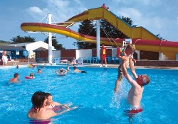 Seaview Holiday Park - Outdoor Pool