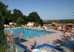 Picture of Au Bois Joli, Yonne, Bourgogne Picture of Au Bois Joli, Yonne, Bourgogne