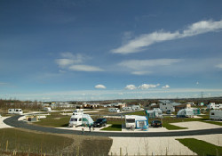Picture of Poolsbrook Country Park Caravan Club Site, Derbyshire, Central North England
